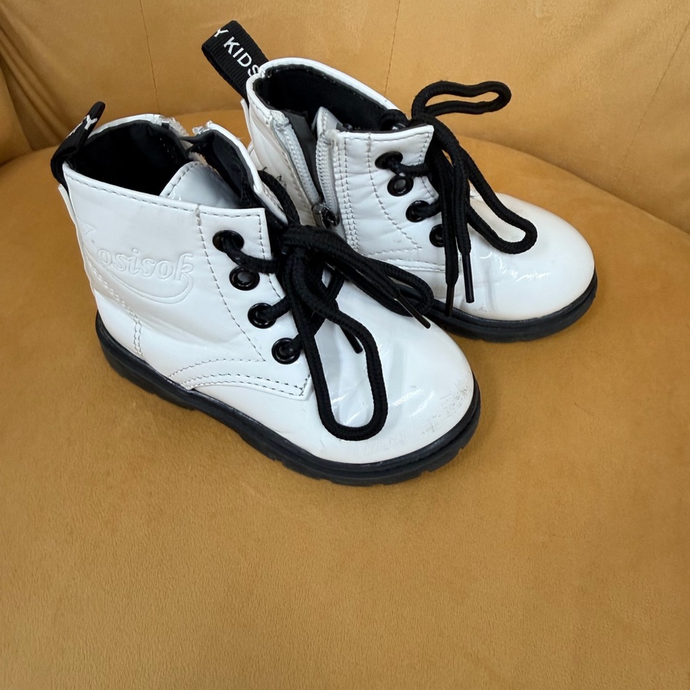 Kids White Patent Lace-Up Boots with Black Accents